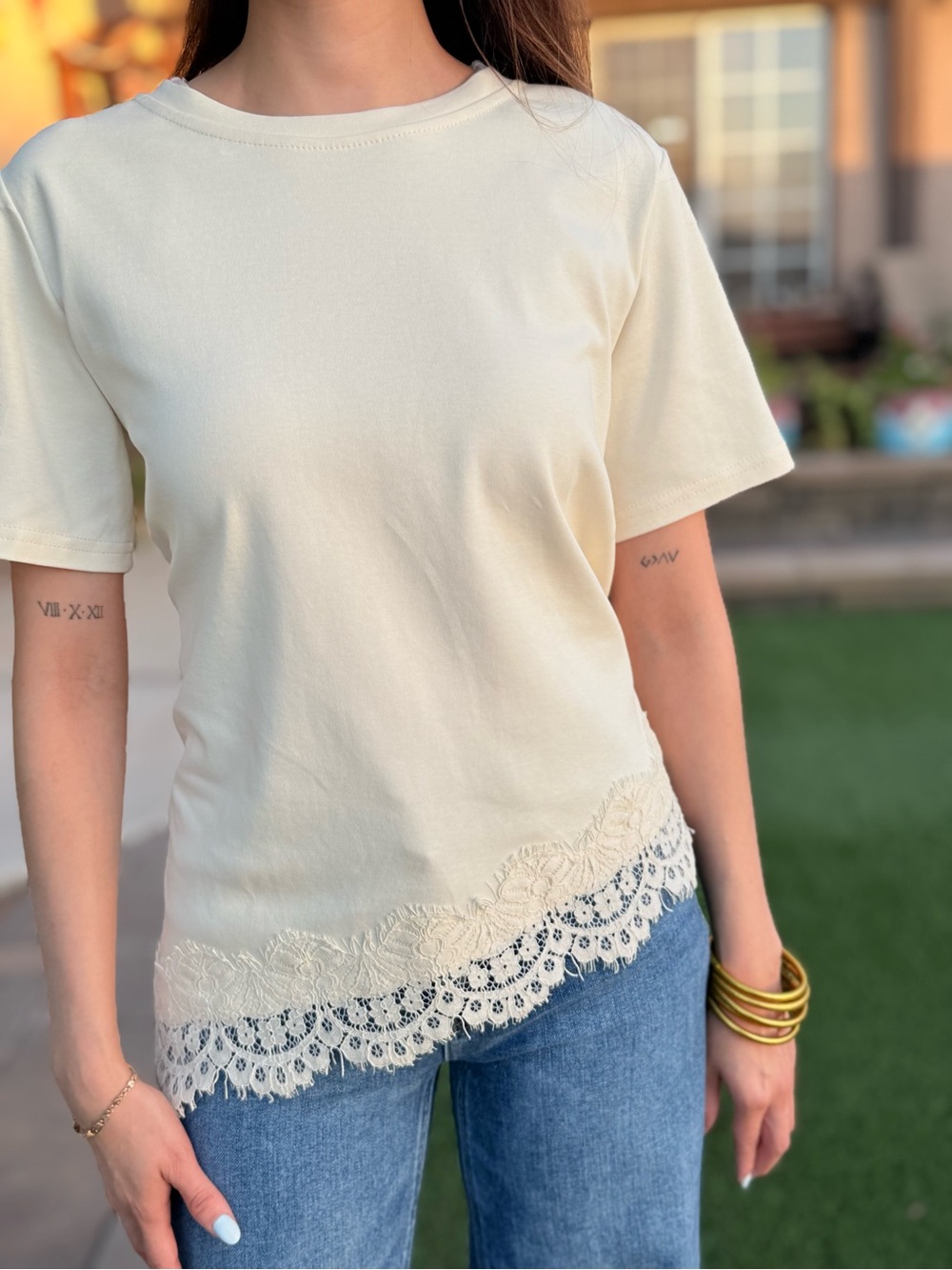 Cream Lace-Hem Short Sleeve Tee